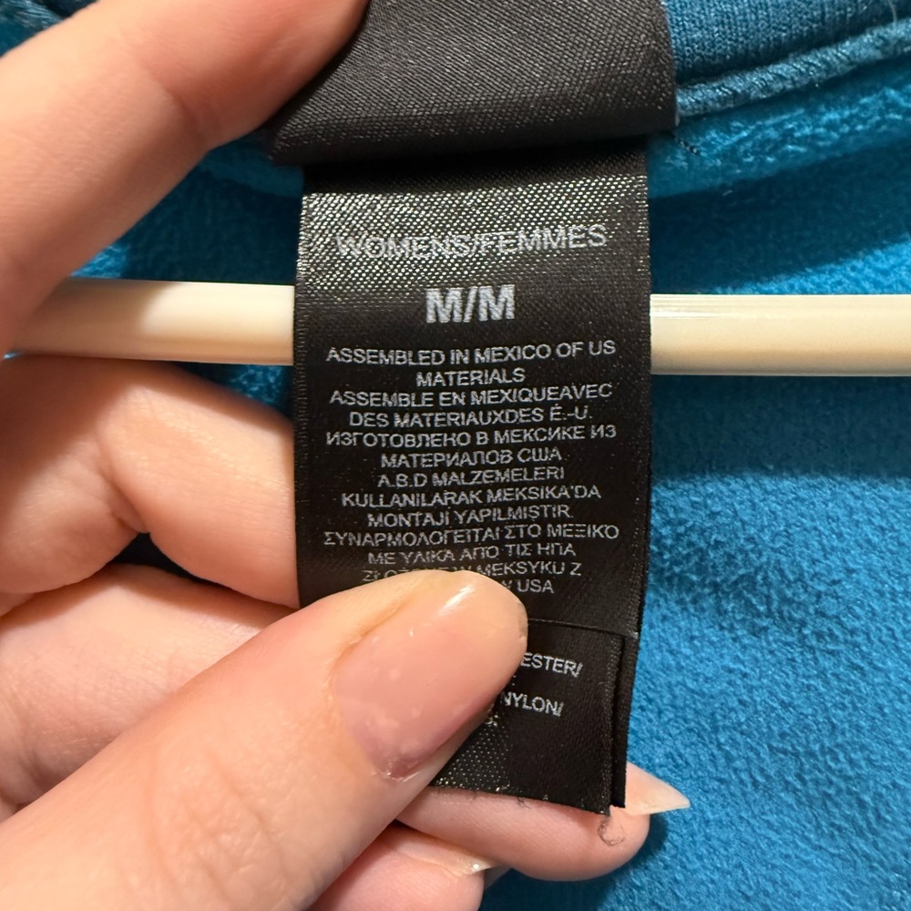 The North Face Women's Bright Blue Plush Fleece Jacket - Picture 5 of 7